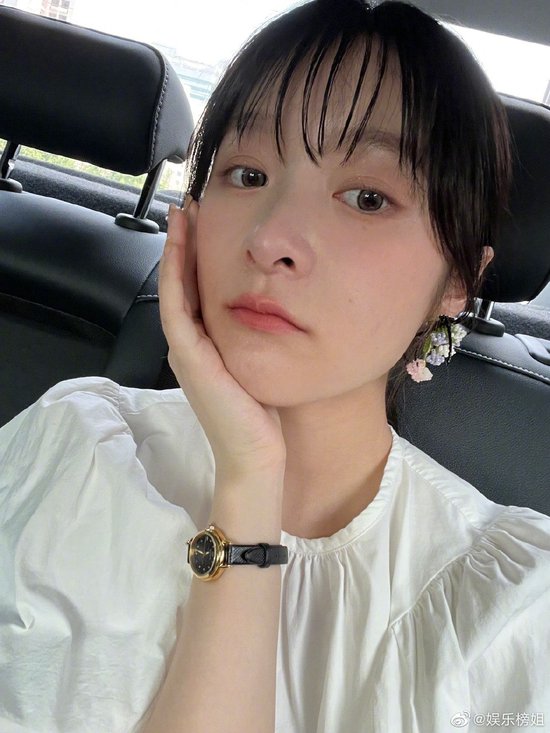 徐嬌評Lisa瘋馬秀表演:我只看到被性化的職業女性 - 新浪香港