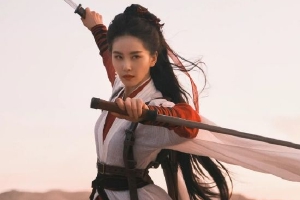 好贴心!刘诗诗给剧组工作人员送羽绒服