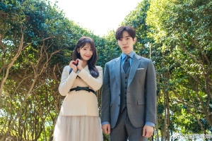 李俊昊谈新剧与林允儿合作：从小就认识 相处自在封面图