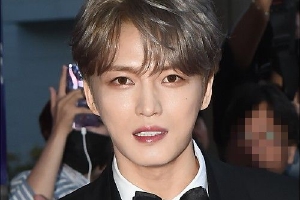 金在中被税务调查追缴款项 经纪公司方面否认逃税封面图