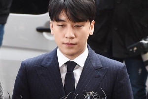 胜利出狱后约明星朋友去夜店 生活和入狱前没差别封面图