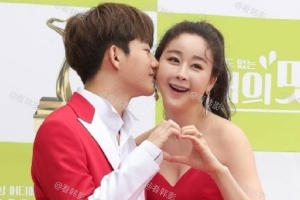 咸素媛陈华正式离婚 两人相差18岁将退出娱乐圈封面图