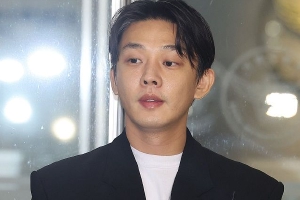 刘亚仁被举报疑似在梨泰院吸毒 频繁到访多家夜店封面图