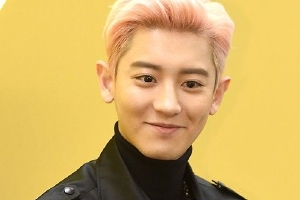 EXO粉丝要求CHEN朴灿烈退队 不满二人私生活丑闻封面图