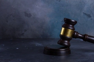 韩国某6人男团成员被判缓刑 长期多次猥亵队友封面图