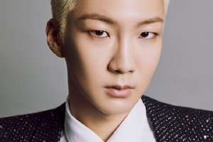 WINNER李昇勋确诊感染新冠肺炎 音乐剧演出取消封面图