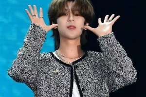 韩国Rapper为演出中途离开吻女友道歉 称自己冒失封面图