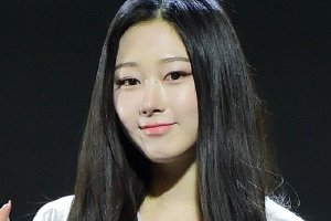 aespa成员GISELLE缺席美国行程 因身体问题休息封面图