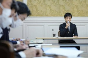 二本树显理称13岁时遭喜多川性侵 曾经为此抑郁封面图