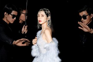 于晓光发微博为秋瓷炫打call：给你一个大大的赞封面图