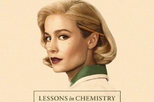 《化学课》发布海报 勇敢女性颠覆刻板印象封面图