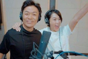 王宝强感谢刘若英：我永远都是你的傻根弟弟封面图