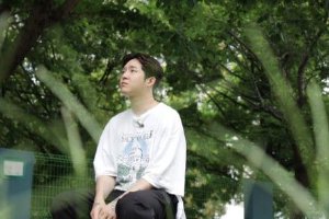 南太铉自曝因吸毒欠下巨额债务 计划卖房打工还钱封面图