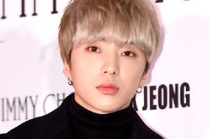 WINNER成员姜昇润为暴雨灾民捐款 目前正在服兵役封面图