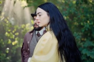 《可怜的东西》档期推迟 将在威尼斯电影节首映封面图