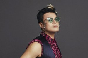 韩国歌手JYP朴振英将于11月回归 时隔一年发新曲封面图