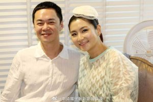 Selina顺利产子 前夫阿中仅用笑脸表情符号回应封面图