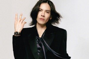 向佐发长文回应为什么不躺平 称仍然会继续努力封面图