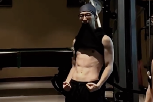 《第八个嫌疑人》票房破3亿 孙阳兑现承诺晒腹肌封面图