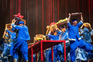 新剧目展演开启 导演田露舞剧《锦绣如歌》获好评封面图