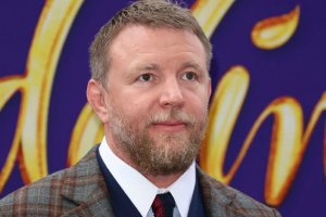 盖·里奇导演新片杀青 再合作卡维尔吉伦哈尔封面图