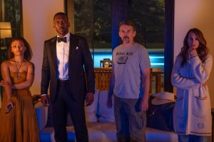 惊悚片《远离世界》发布片段 动物预警危险封面图