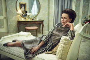 《宿敌：卡波特VS天鹅女郎》发布预告 重返70年代封面图