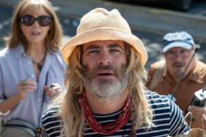 《泳池管理员》发布预告 克里斯·派恩首当导演封面图