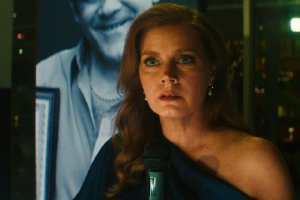 《恐怖角》剧集曝剧照 亚当斯联合巴登主演