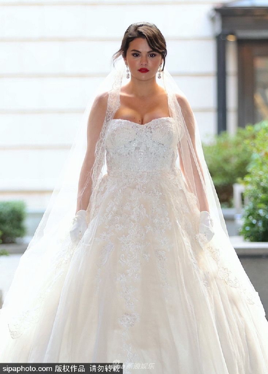 赛琳娜与美渣传出绯闻 纽约共进浪漫晚餐