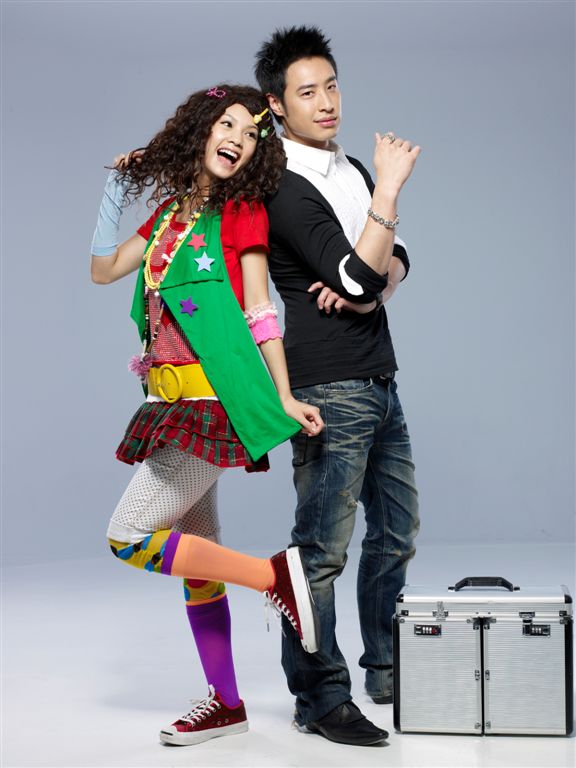 海报剧照相关视频视频:梦回《不良笑花》 杨丞琳卡点为陈妍希庆生失败