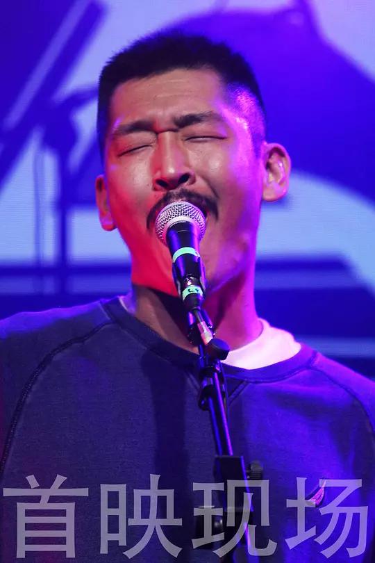 海报剧照剧情:在中国有这么一小撮人,他们热爱音乐,他们在另一种维度