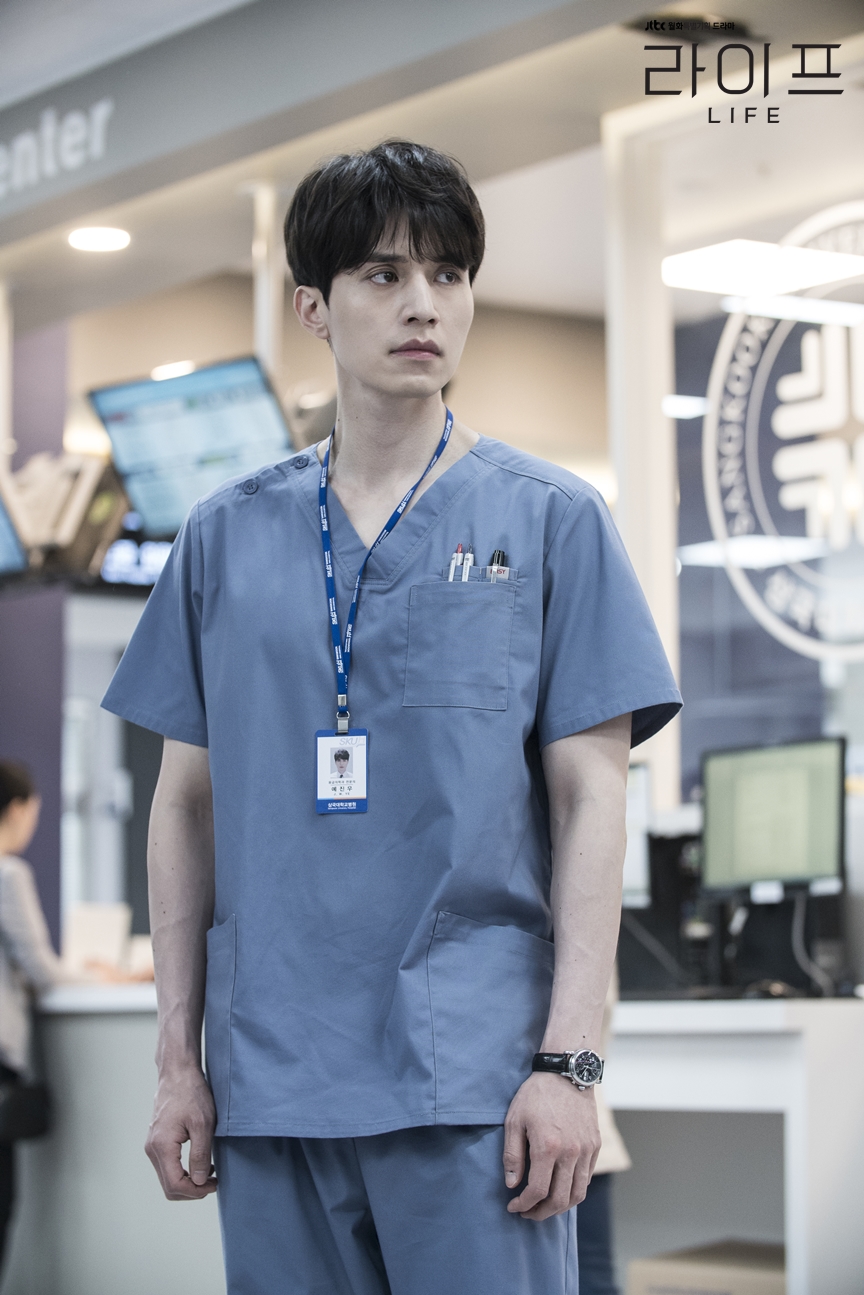 life资料页_娱乐资料库_新浪娱乐_新浪网