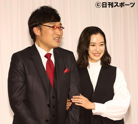 苍井优曾多次被曝与男星相恋 山里亮太表示不担心