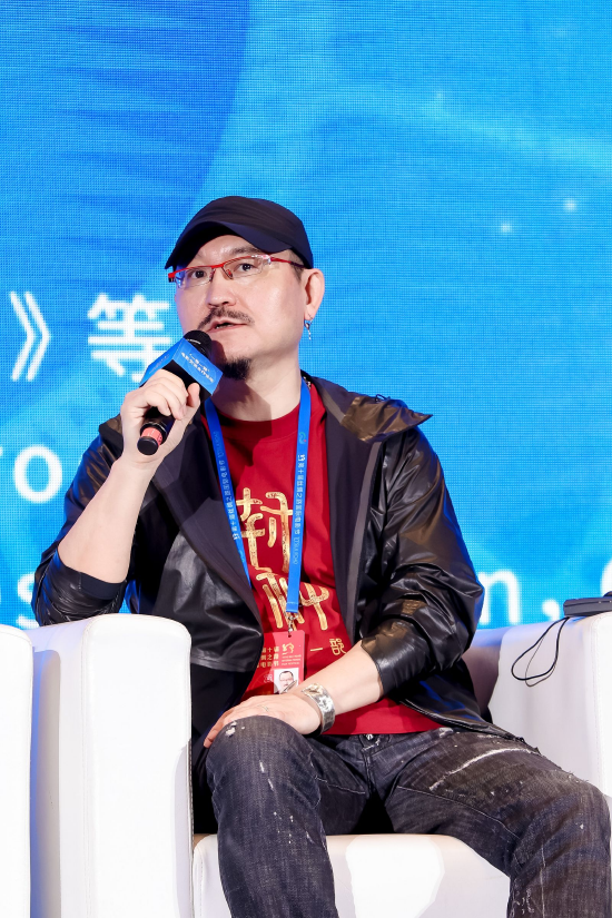 「万福借包子救人？这剧最大的骗局，是把王阳塞进片头充门面」