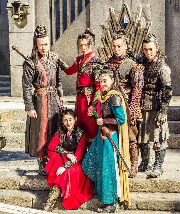 《武动乾坤》青年演员成主演