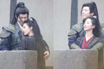 刘诗诗刘宇宁雪中相拥