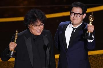 《寄生虫》获最佳原创剧本