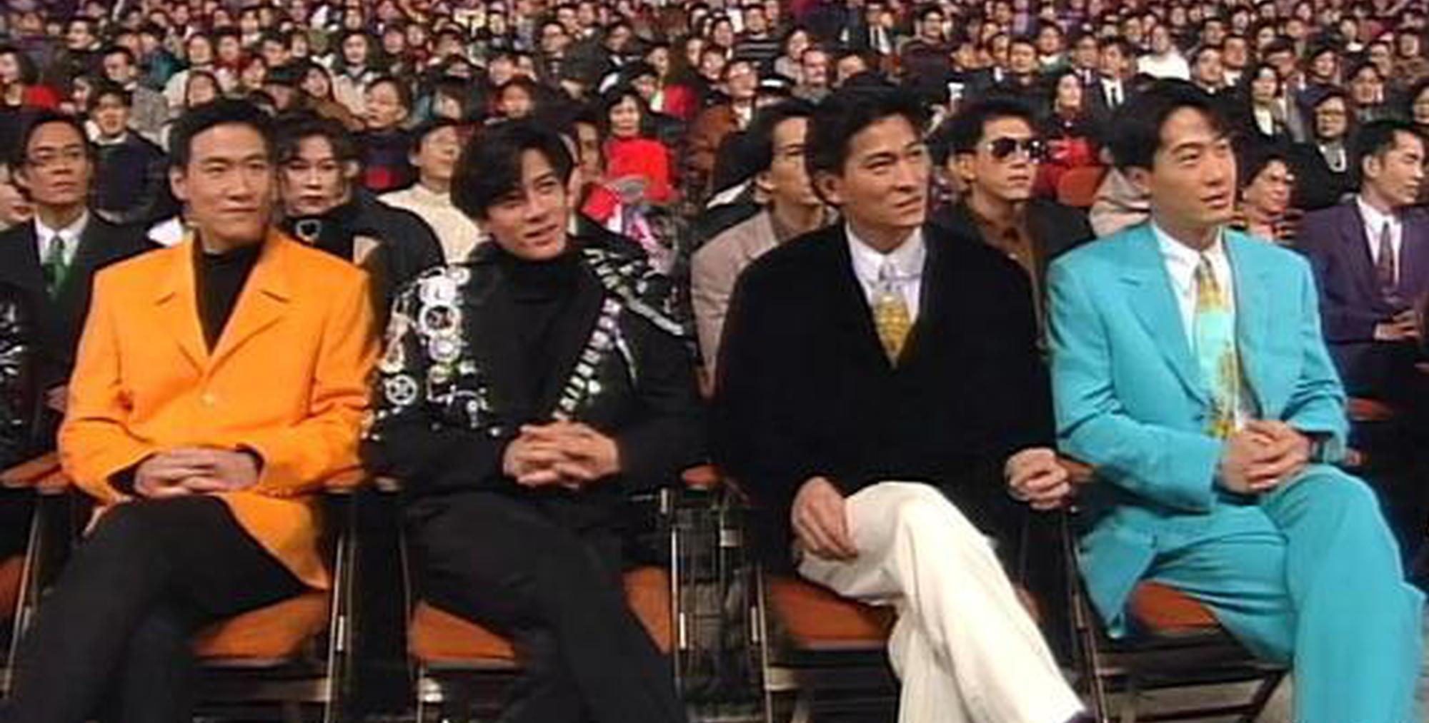 组图:爷青回!黎明红馆开演唱会郭富城刘德华张学友送花篮