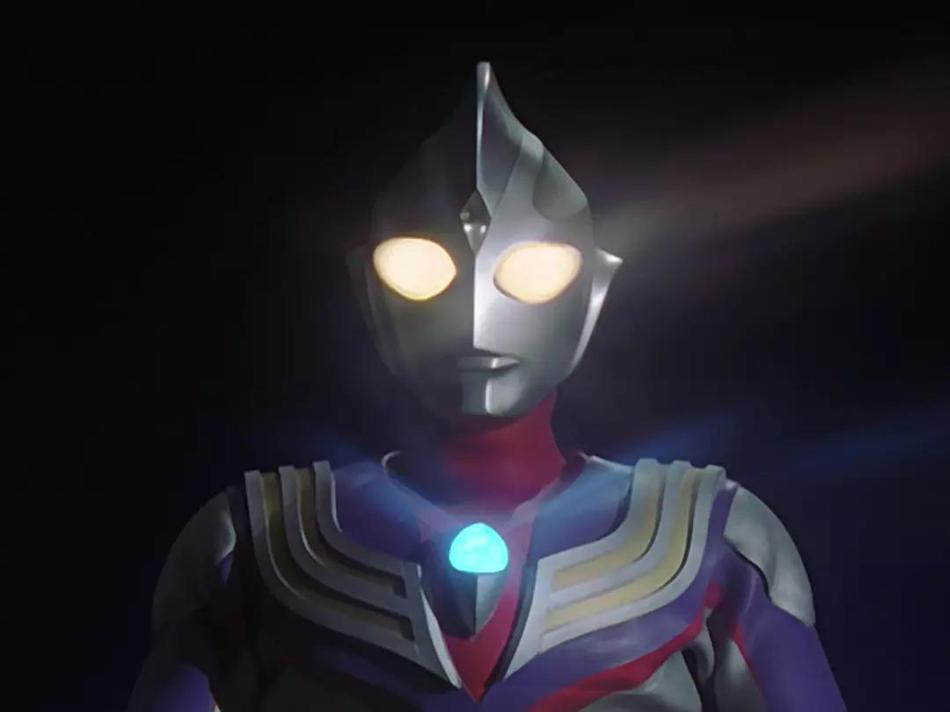 地球和平联盟tpc的guts小队通过时空囊了解到地球将有大灾难发生.