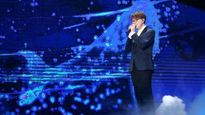 毛不易深情演唱《借》