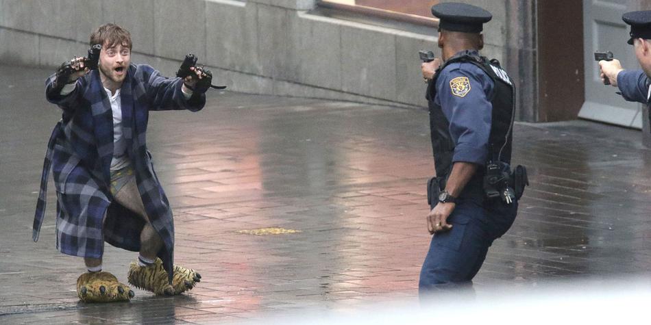 腰间持枪资料页_娱乐资料库_新浪娱乐_新浪网