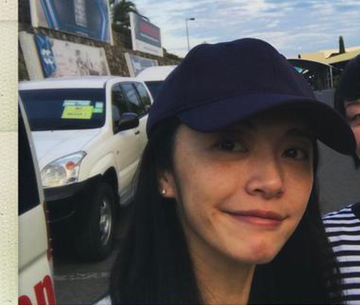 姚晨素颜自拍心情大好.