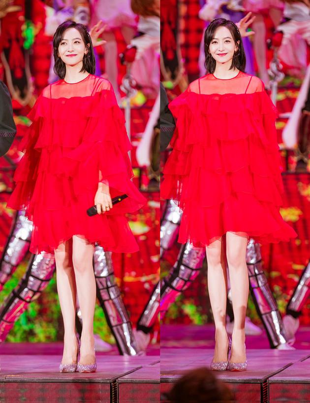 宋茜红裙造型