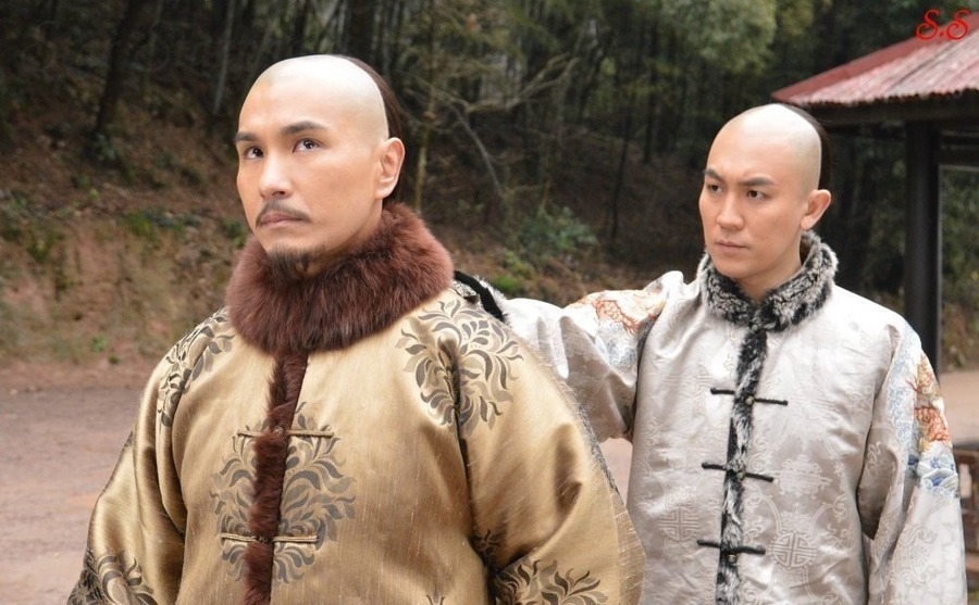 海报剧照主角定妆照剧情:朝代兴衰,君主更替,乃是天命所为.