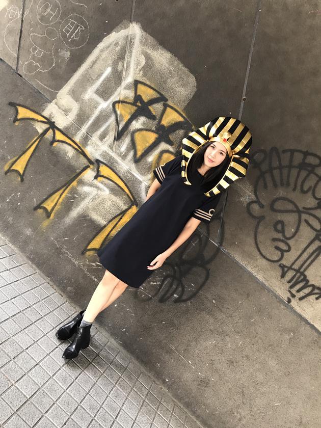 张家慧化身美丽的埃及艳后