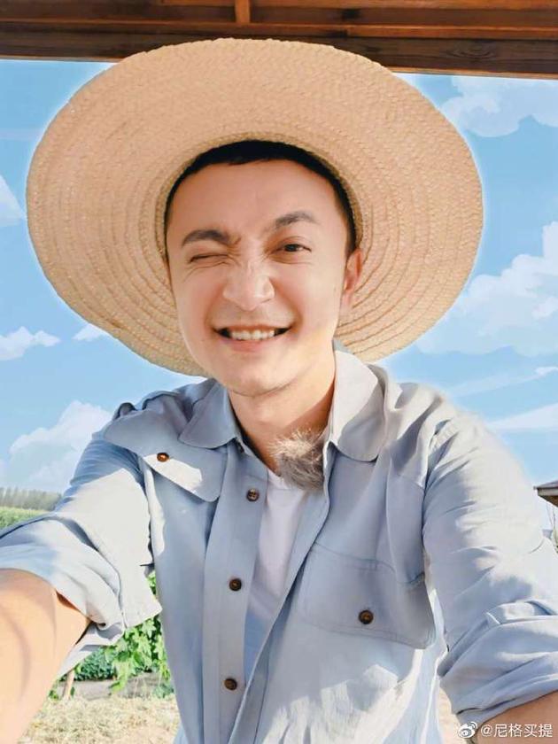 牛年央视春晚主持人曝光:尼格买提李思思龙洋张韬