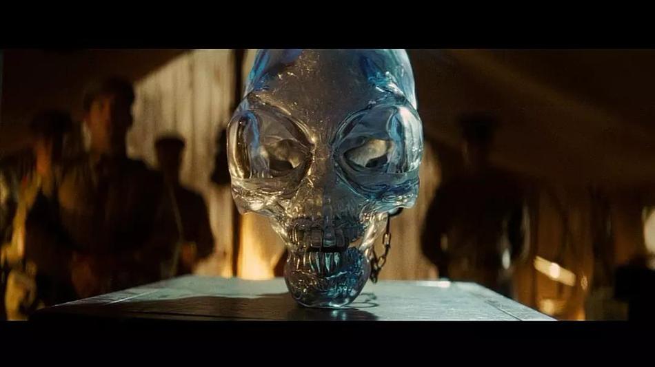 但凡是系列电影,"变化"是最大的看点,比如2005年的《蝙蝠侠归来》