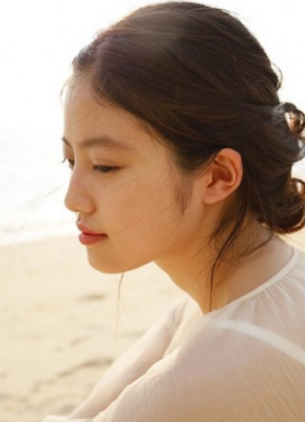 今田美樱Instagram贴侧脸照