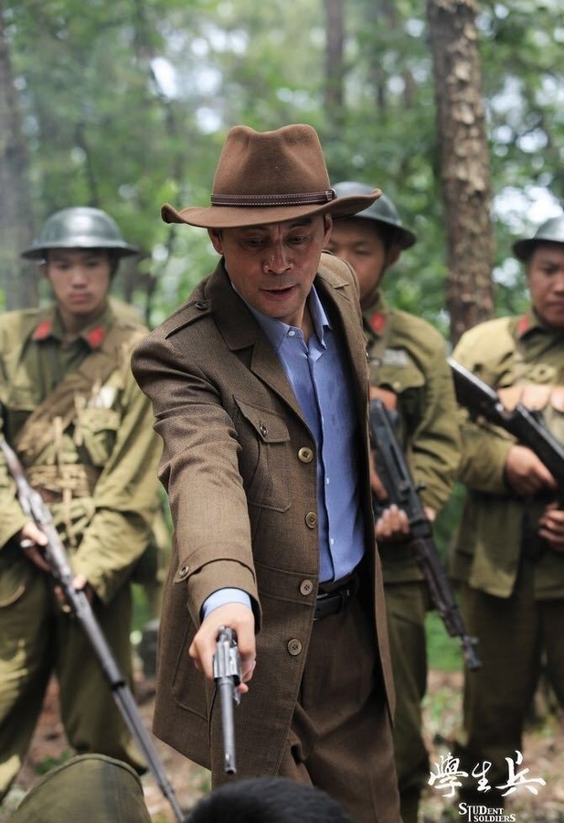 学生兵资料页_娱乐资料库_新浪娱乐_新浪网